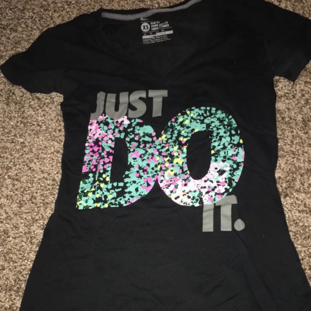 Nike v neck